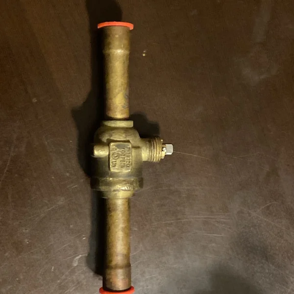 F-36700  valve-700 PSIG-48