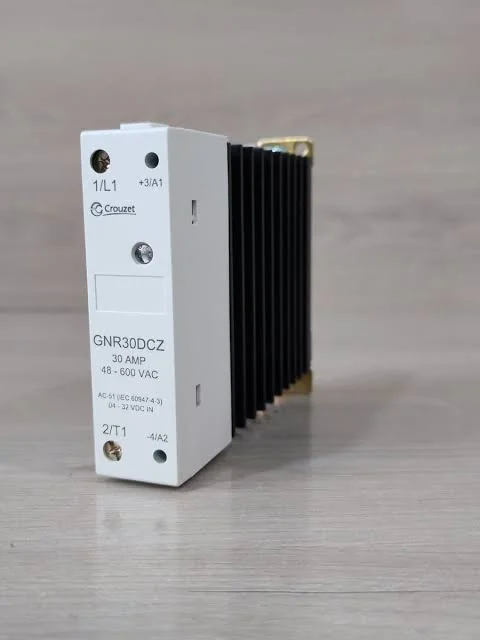 Solid State Relay (SSR)