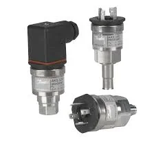  Connector (plug)