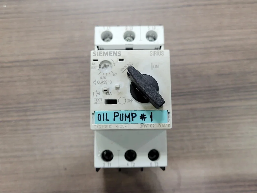  Circuit breaker size S0 for motor protection