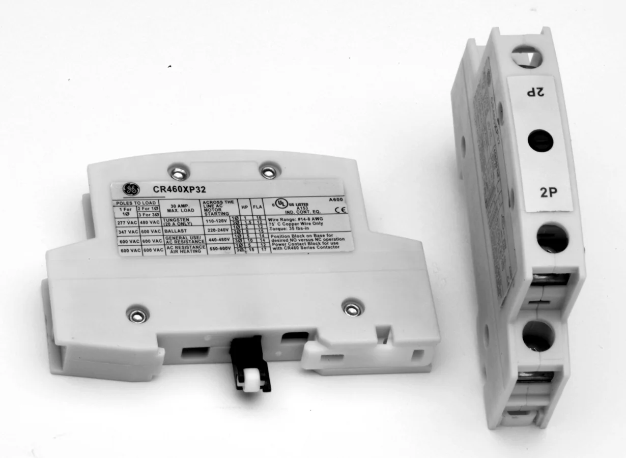 Lighting Contactors. Power Poles