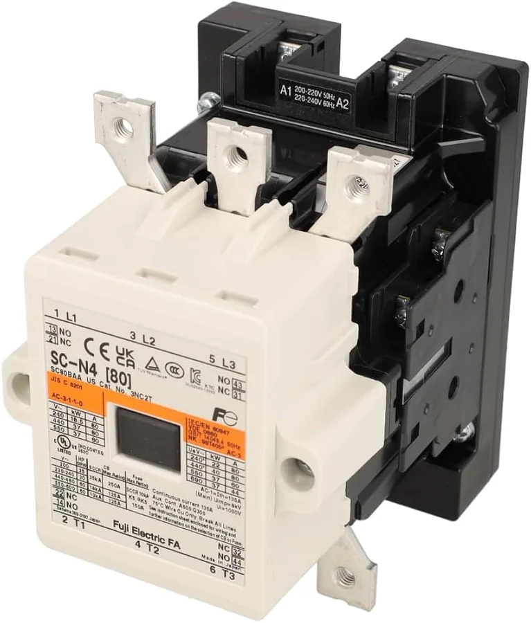 CONTACTOR