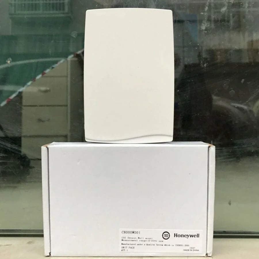 carbon dioxide (CO₂) transmitter