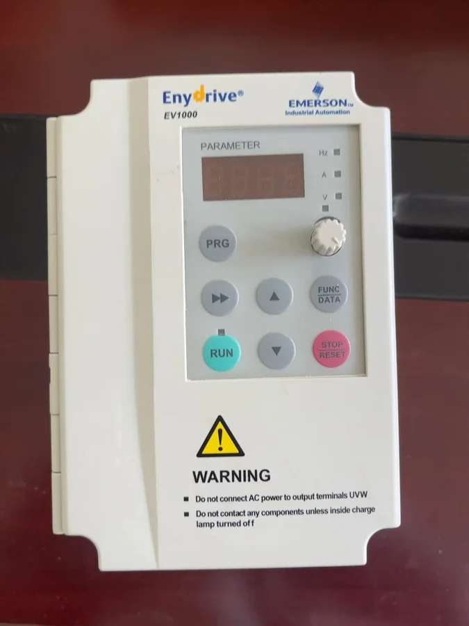 Variable frequency AC drive 