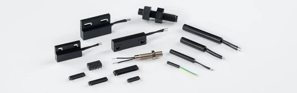 Reed switch / sensors